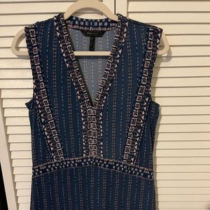 Like New! BCBG XS Navy & Pink patterned Dress! Perfect for the office!